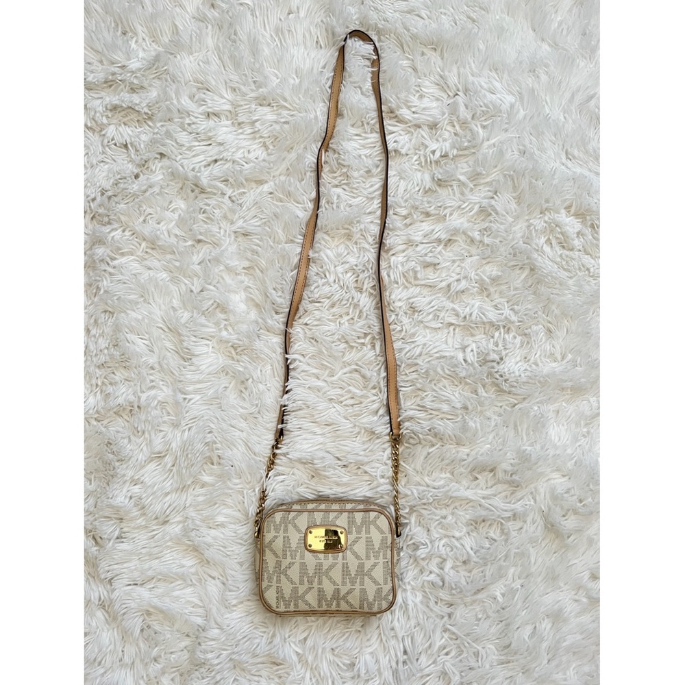 Michael Kors crossbody bag